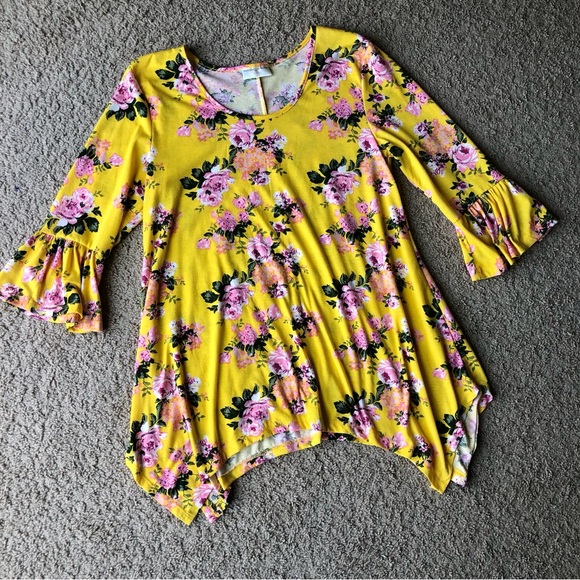 Bobbie Brooks asymmetrical top - Picture 1 of 11